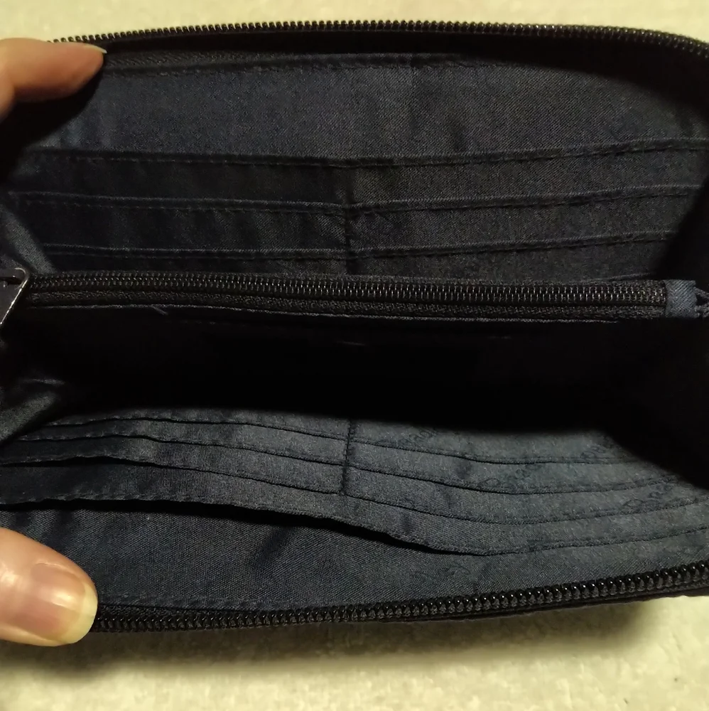 Vera Bradley Zippy Dark Blue Wallet - Picture 2 of 3